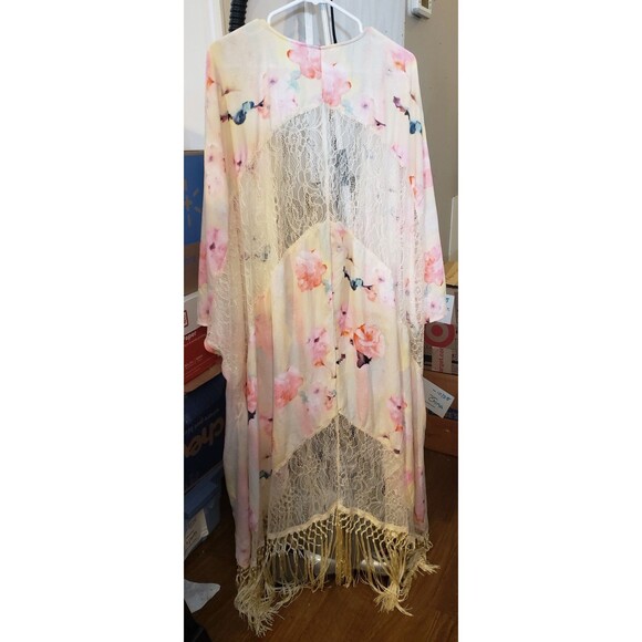 NWOT - Melissa McCarthy Seven7 - Long Floral Kimono with Lace & Fringe - Size 3X - Picture 4 of 6